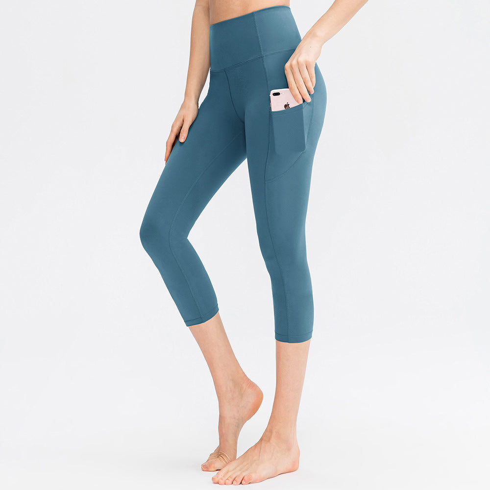 Capri leggings with pocket