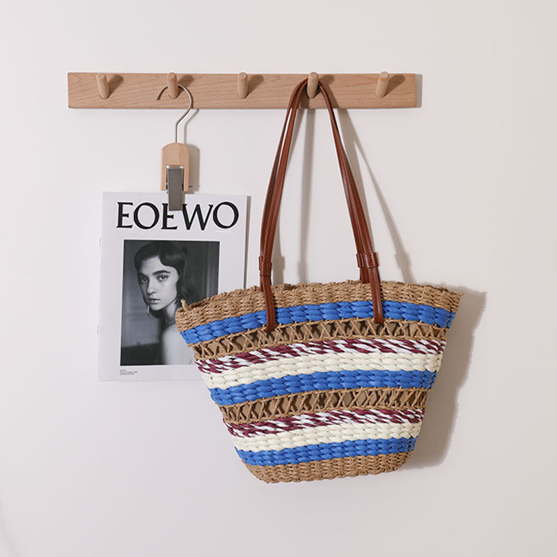 Hand woven straw bag