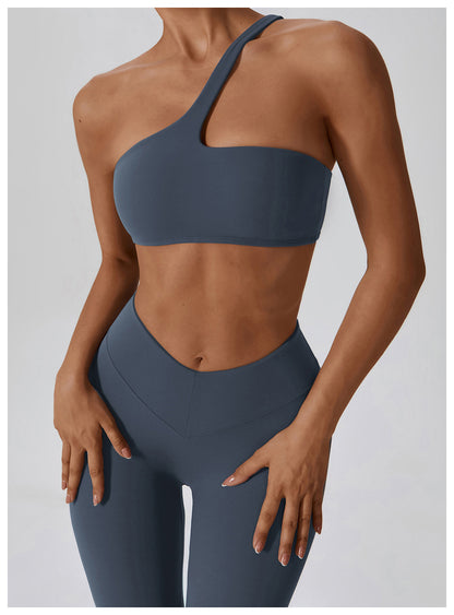 One shoulder asymmetric sports bra