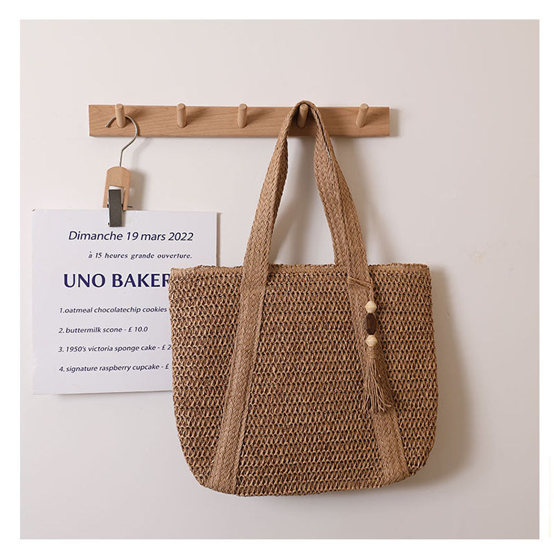 Hand woven straw bag