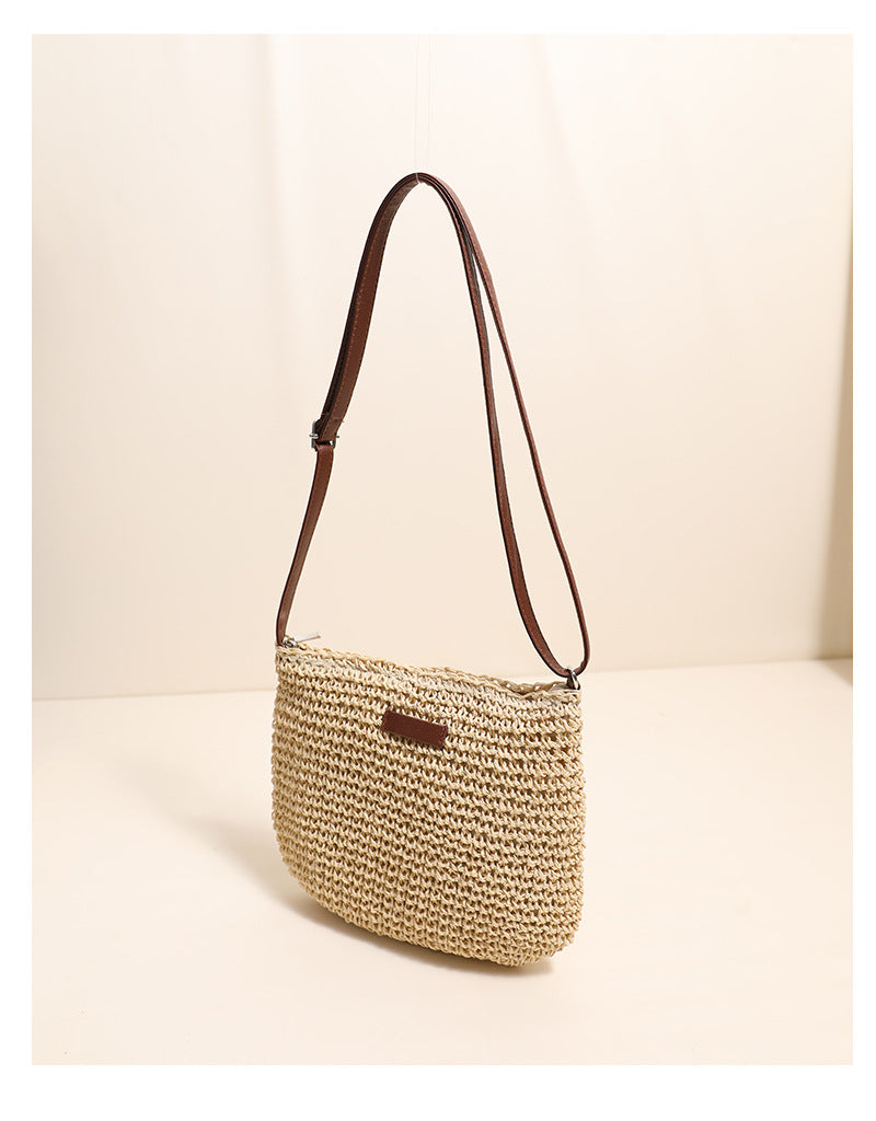 Straw hand bag