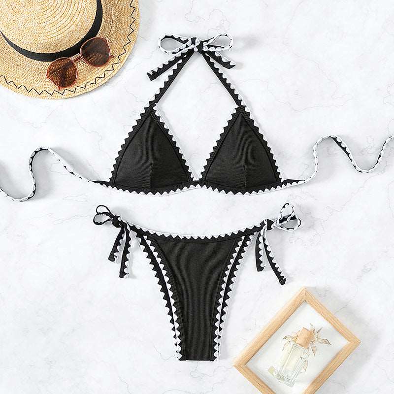 Bikini set with contrast trim