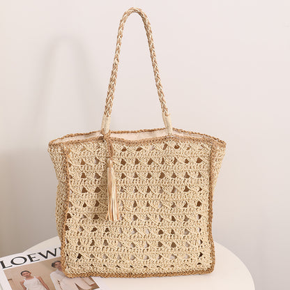 Straw beach bag