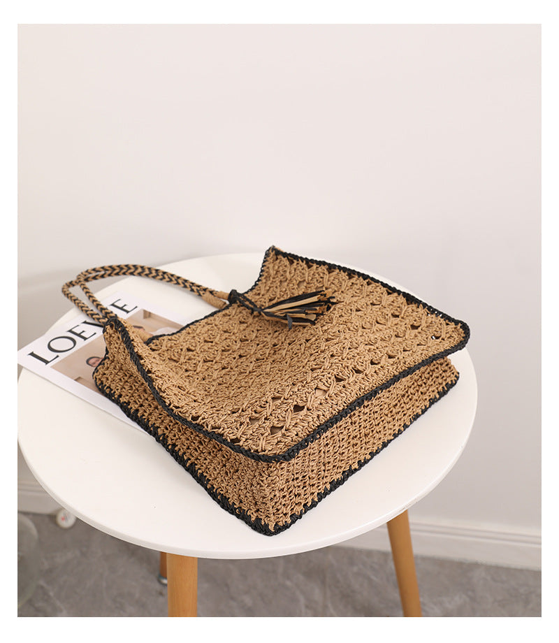 Straw beach bag