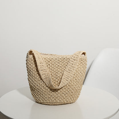 Straw hand bag