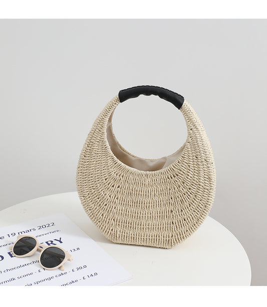 Straw hand bag