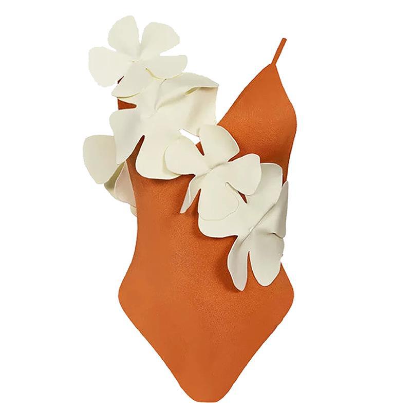 Swimsuit with 3D applique