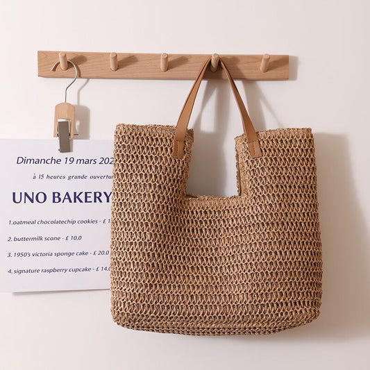 Straw beach bag