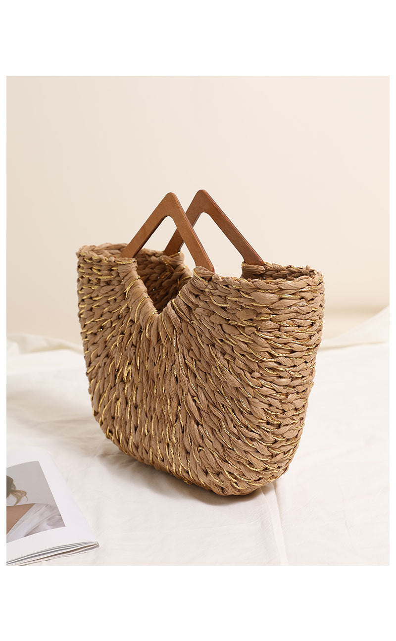 Straw hand bag