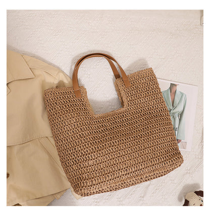 Straw beach bag