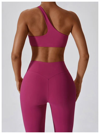 One shoulder asymmetric sports bra