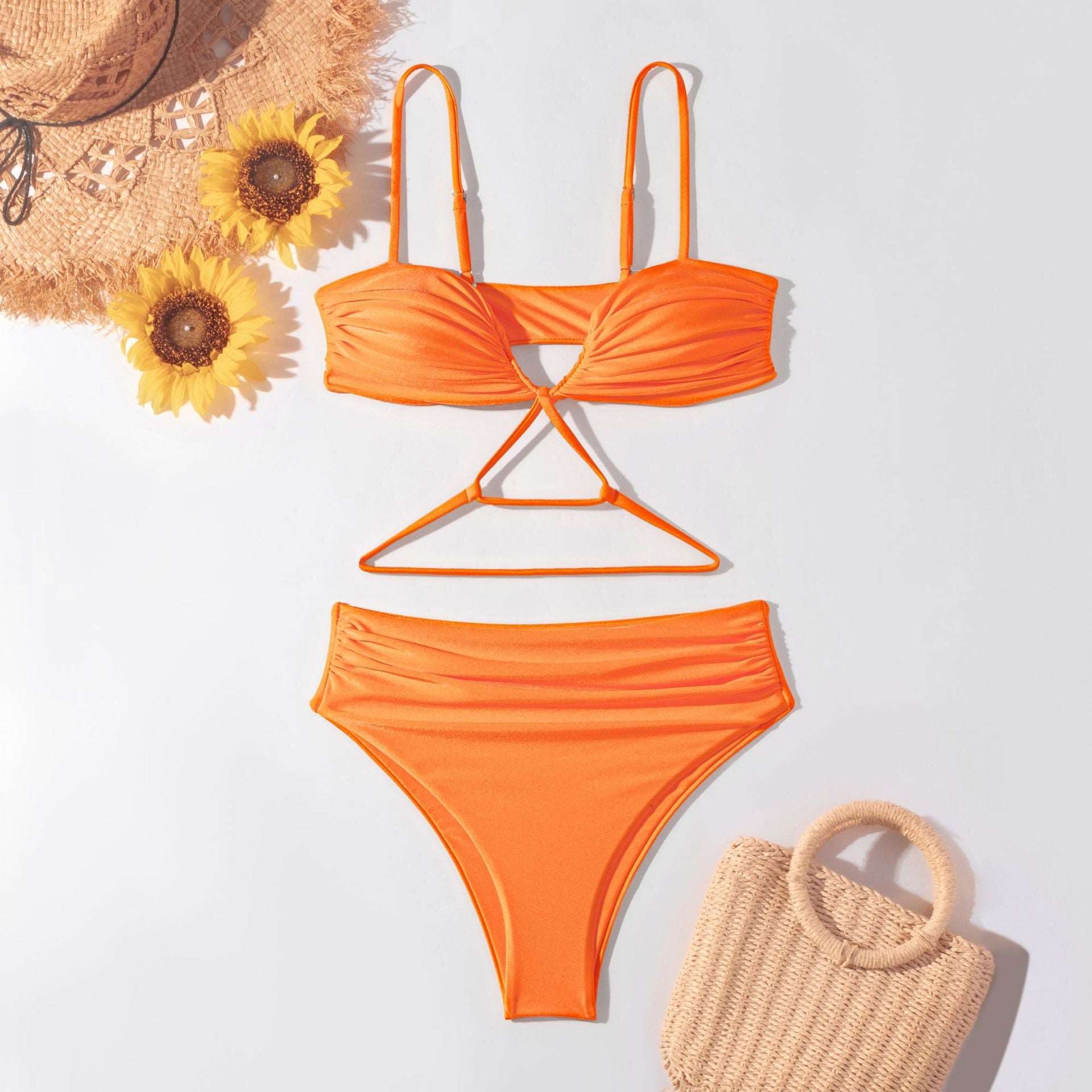 Bikini set with strap detail