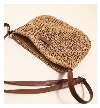 Straw hand bag