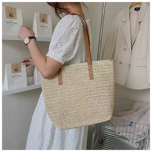 Straw beach bag