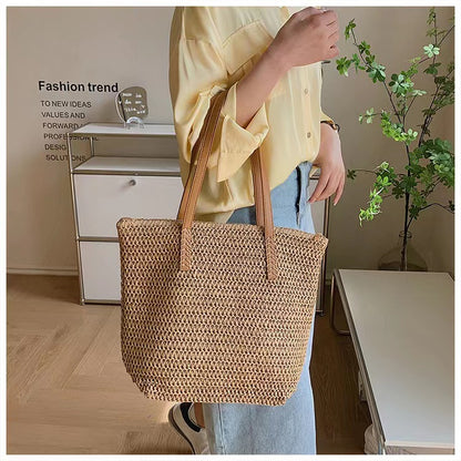 Straw beach bag