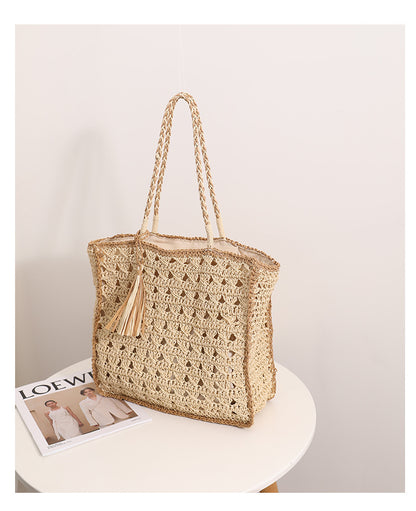 Straw beach bag