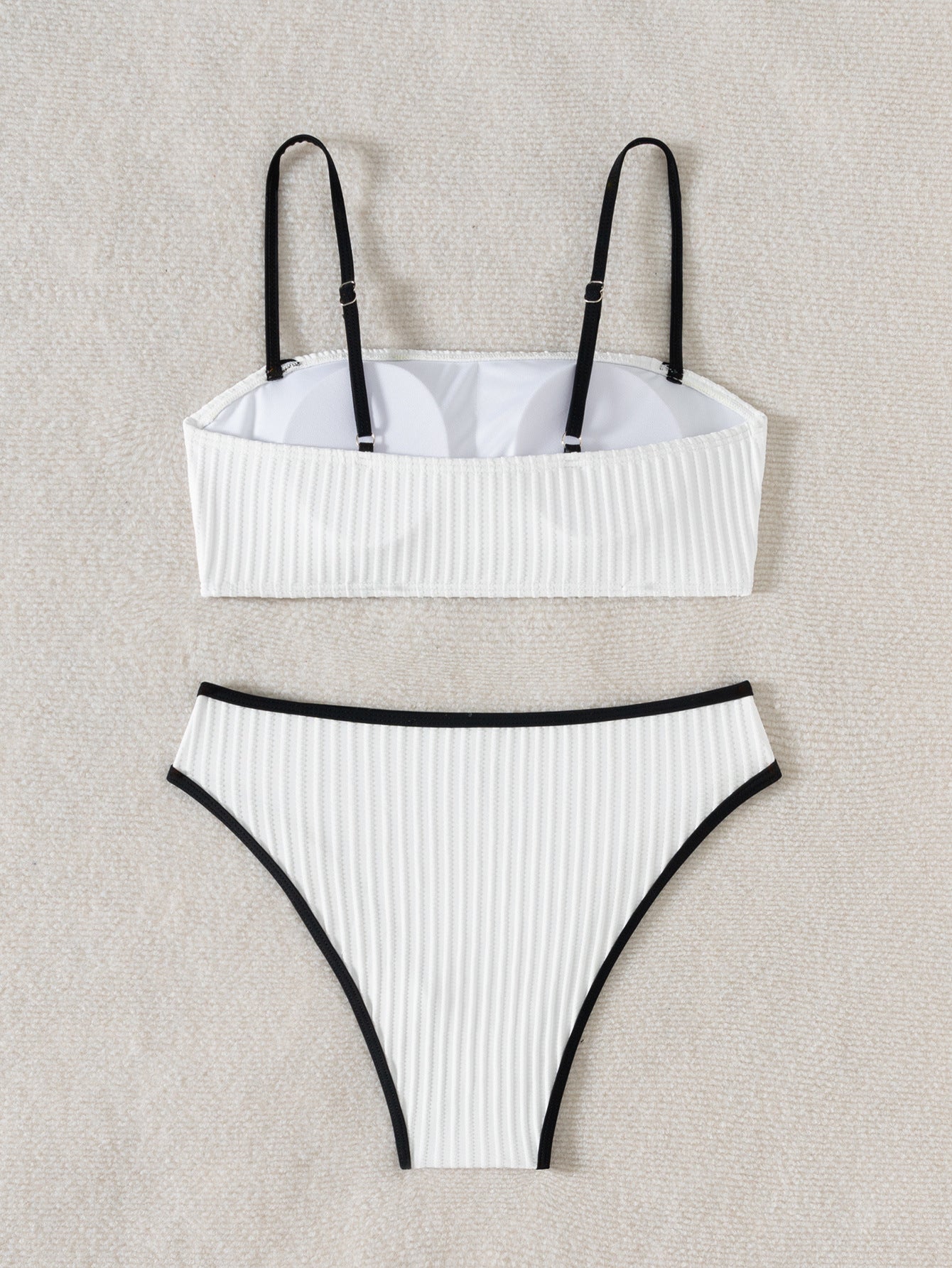 Monochrome bikini set