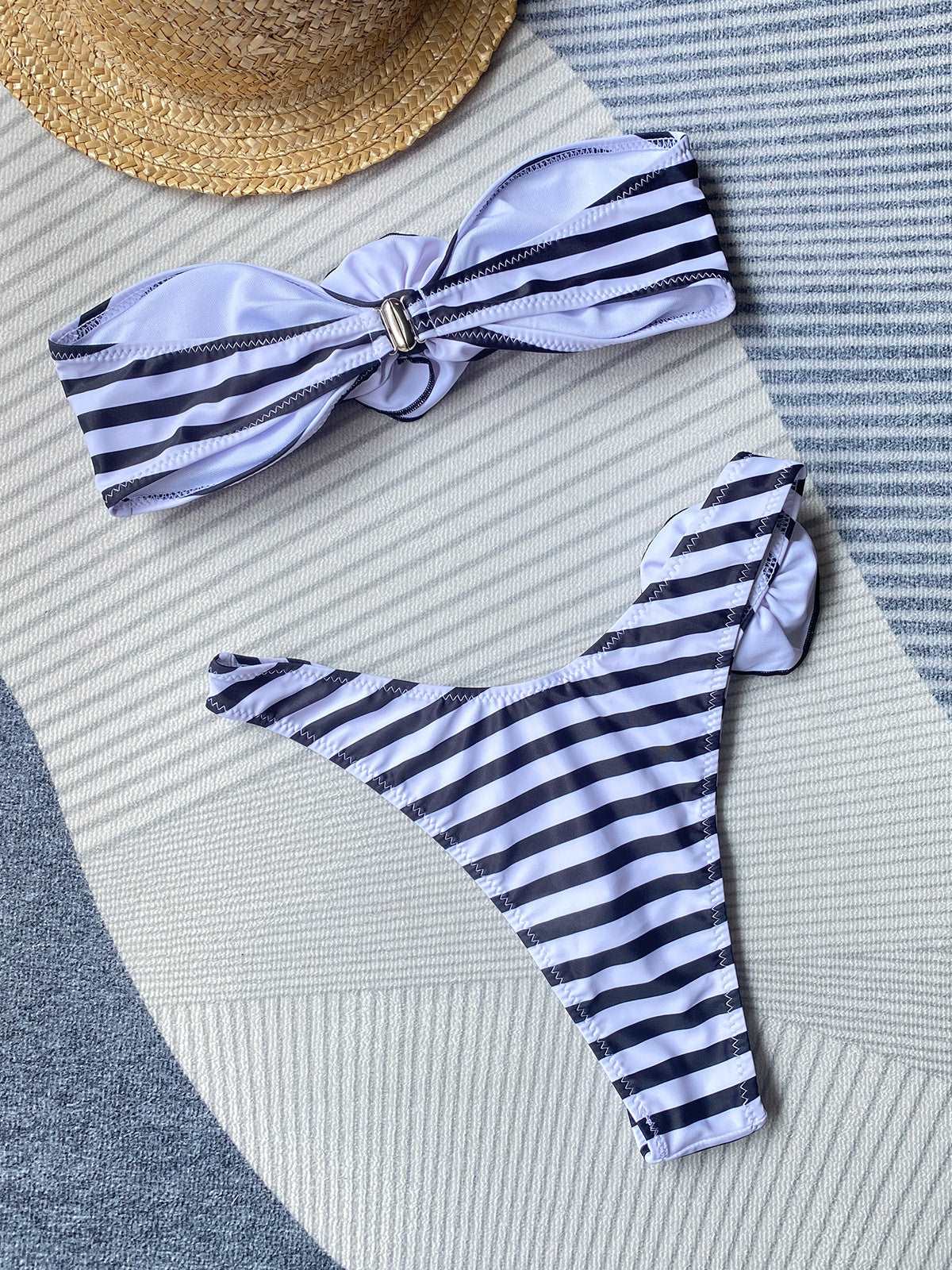 Bandeau bikini set with floral trim