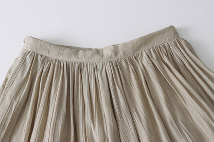 Pleated skirt