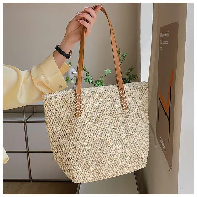 Straw beach bag