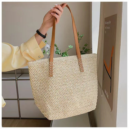 Straw beach bag