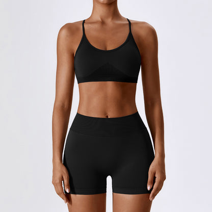 Sports set: 2 piece Bra and shorts