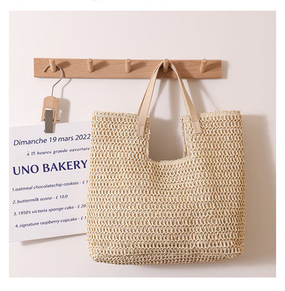 Straw beach bag