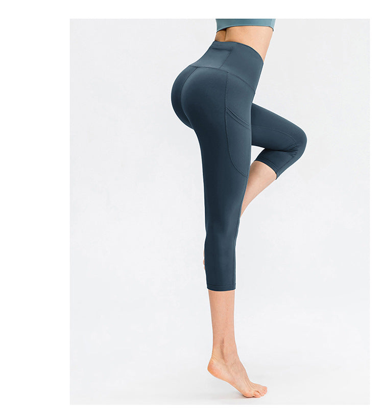 Capri leggings with pocket