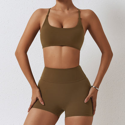 Quick dry sports set: sports Bra and shorts/leggings