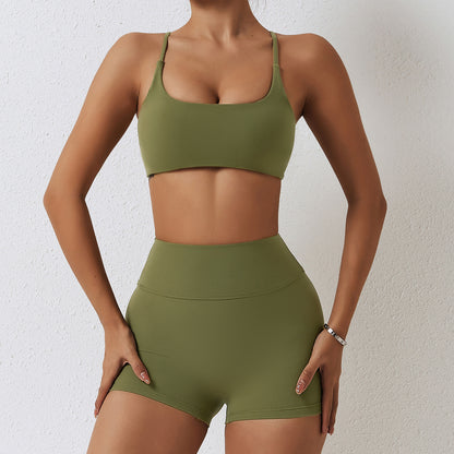 Quick dry sports set: sports Bra and shorts/leggings